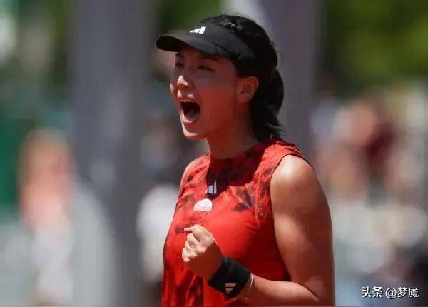 国内女子足球比赛给球迷带来惊喜
